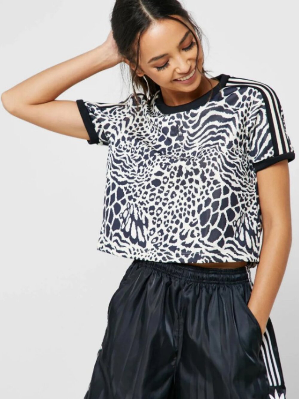 Adidas Originals 3 Stripes Black White Mixed Animal Print Cropped Tee size XS
